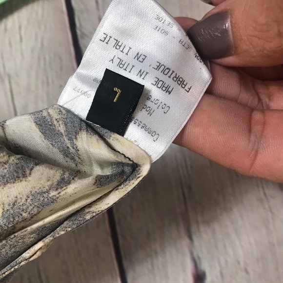 Roberto Cavalli Animal Print 100% Silk Blouse - Picture 8 of 8